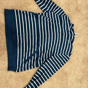 Women’s under Armour Hoodie.